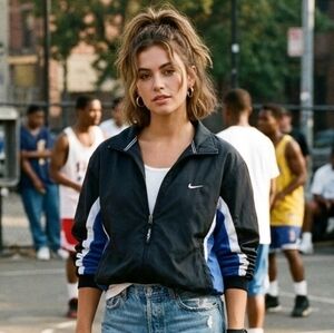 Nike L Vintage Athleisure Retro Activewear  Streetwear Full Zip Windbreaker